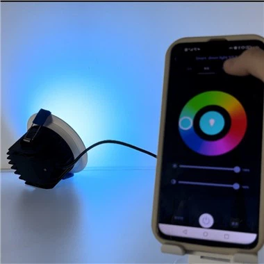 Faretto da incasso a LED tricolore