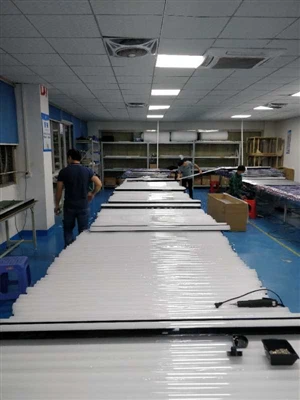 2000 pezzi 60W Tri Proof LED Light Spedisci al cliente in Germania oggi